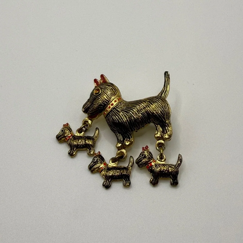 Vintage Gold Tone Scottie Dog Mother and Puppies Dangle Brooch Pin Korea